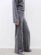 "Half-Ripe Winter" Cashmere Comfortable Loose-Fit Crewneck Sweater and Straight-Leg Knit Pants Set-2