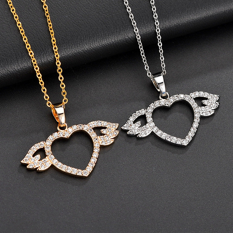 Pendentif Ange Amour Femme - Symbole de Douceur & Féminité