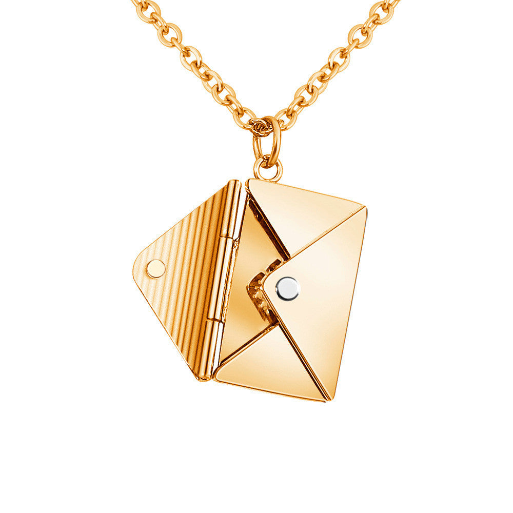 Collier Médaillon Enveloppe – Lettre d'Amour Personnalisée – Femme