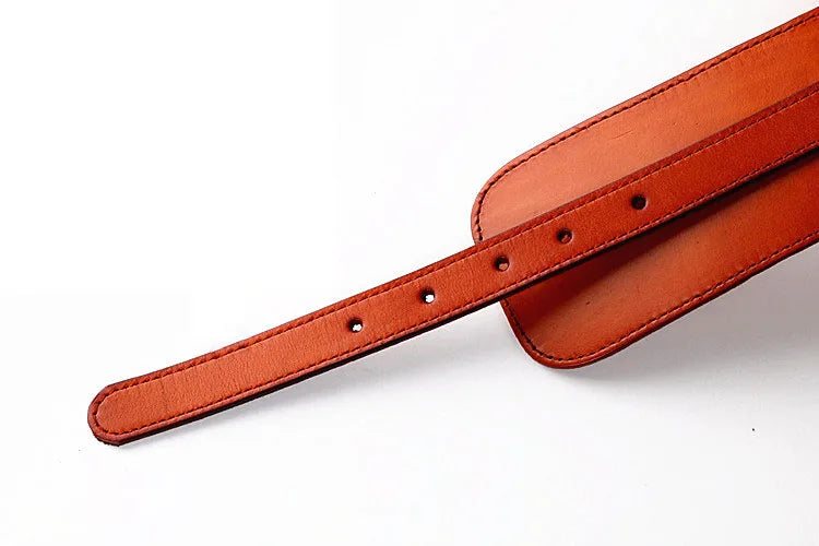 Cinturón de mujer de cuero auténtico vintage — Hebilla grande elástica FuturaTrend