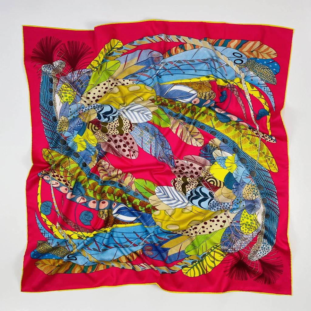 Foulard Carré Soie Twill Motif Plume 90cm — Légèreté Luxury FuturaTrend