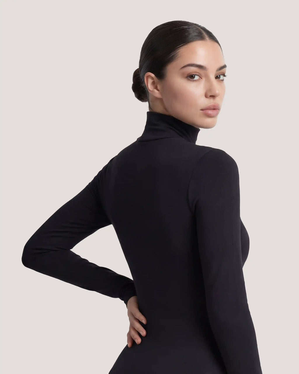 Body Cuello Alto Manga Larga Mujer – Jersey Elástico Moldeador Tallas S a 3XL | 6 Colores