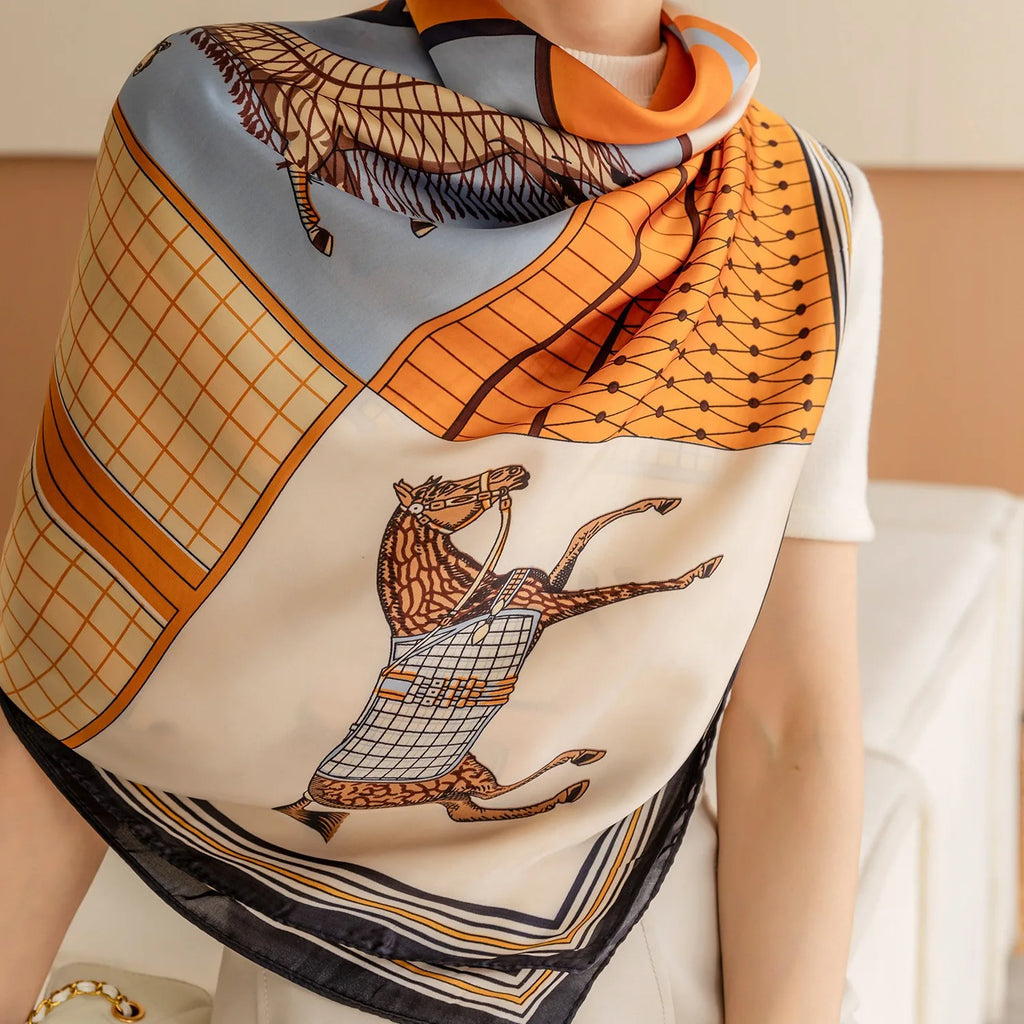 Foulard Carré Soie Motif Cheval 110x110cm — Collection Équestre FuturaTrend