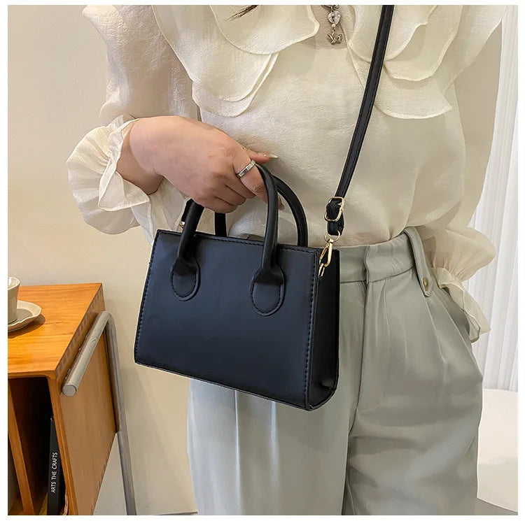 Bolso Negro Elegante — Doble Asa Bandolera Retro FuturaTrend