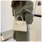 Bolso Negro Elegante — Doble Asa Bandolera Retro FuturaTrend