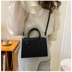 Bolso Negro Elegante — Doble Asa Bandolera Retro FuturaTrend