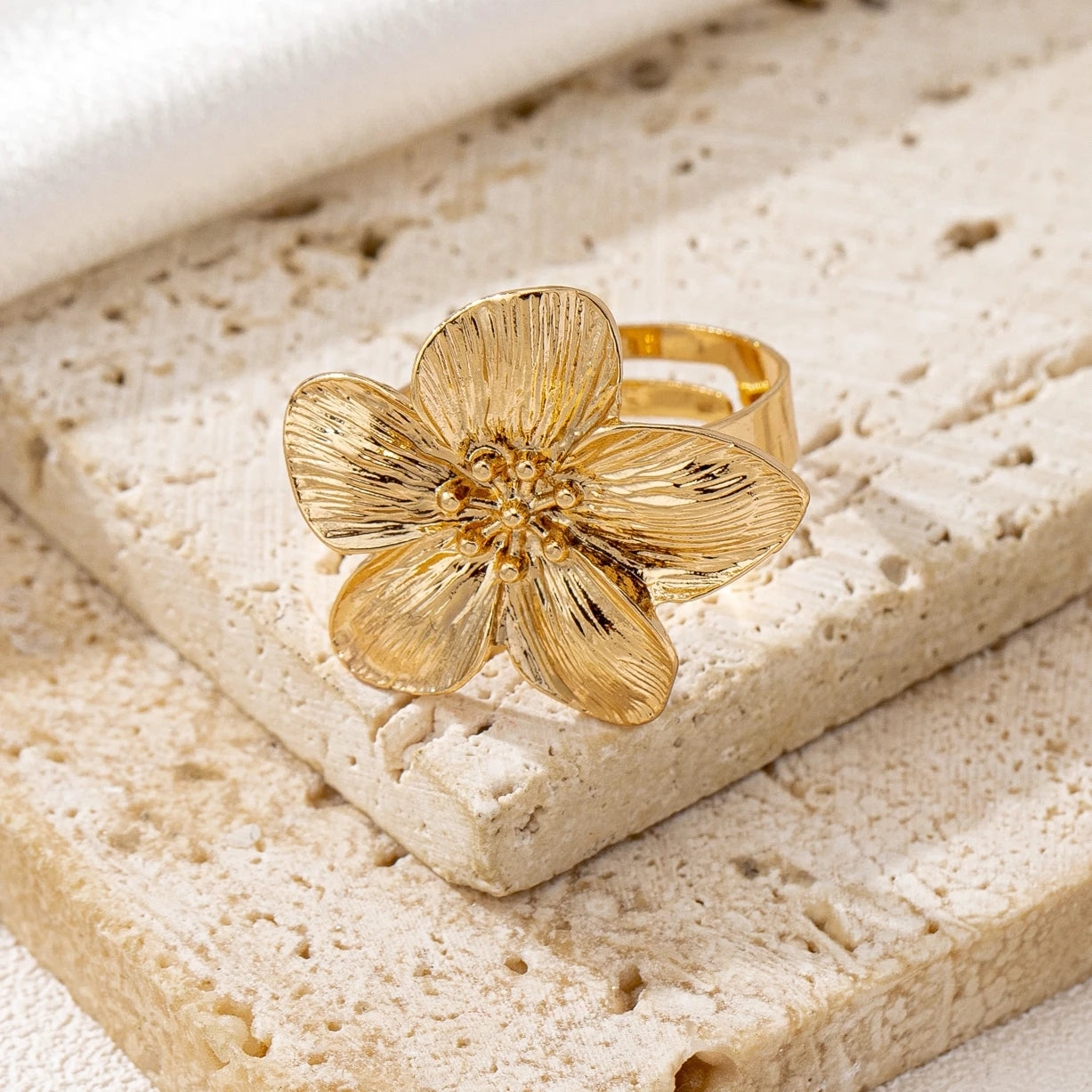 Bague Fleur Métal Ajustable - Design Ouvert Élégant Quotidien