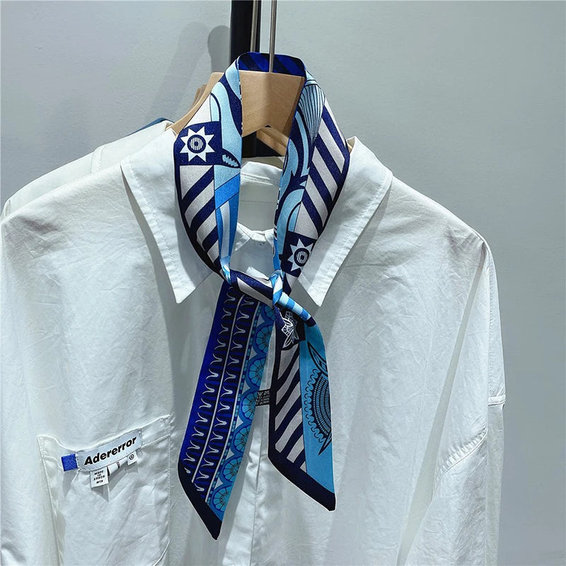 Seidenbandana mit floralem Wellenmuster - Luxus Haaraccessoire