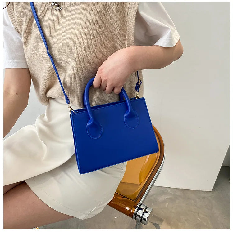 Bolso Negro Elegante — Doble Asa Bandolera Retro FuturaTrend