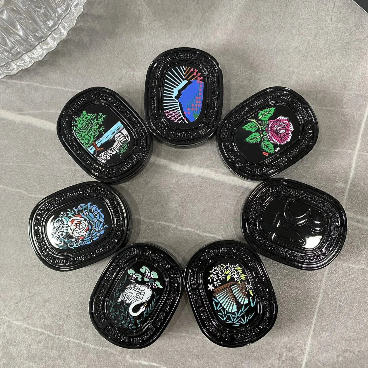 Baume Parfumé Solide Portable - Diffuseur Naturel Élégant