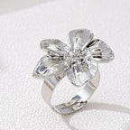 Bague Fleur Métal Ajustable — Design Élégant Quotidien Femme