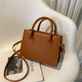 Bolso Negro Elegante — Doble Asa Bandolera Retro FuturaTrend