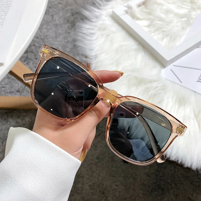 Lunettes de Soleil Femme Luxury — Design Élégant UV400