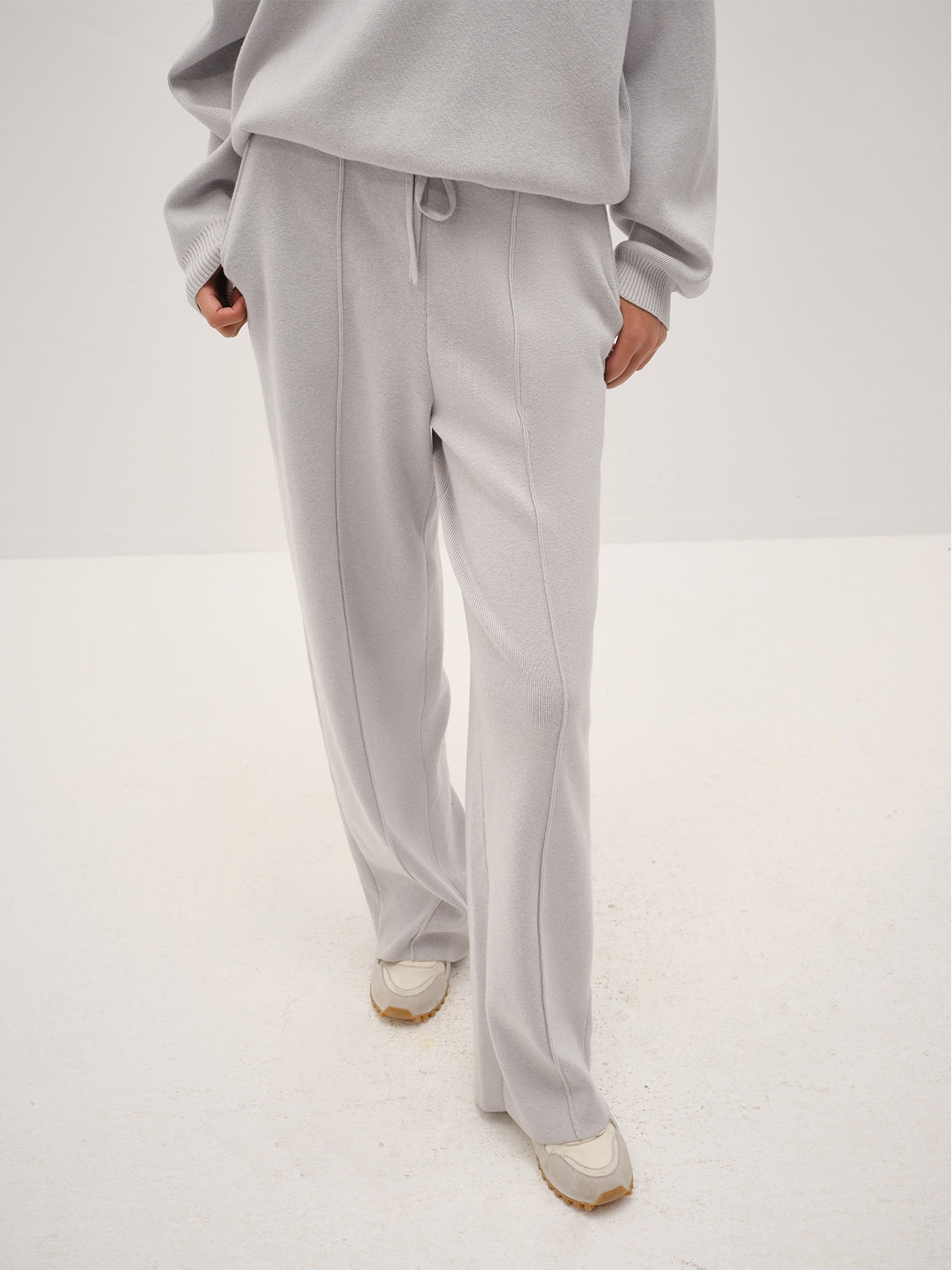 Pantalon Tricot Laine Jambe Droite Coupe Ample — FuturaTrend