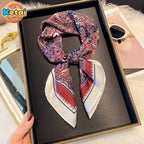 Foulard Carré Soie 90x90cm — Collection Signature FuturaTrend