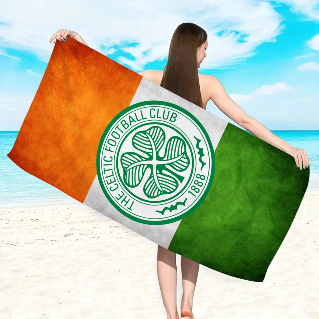 Serviette de Plage Football Club Logo - Microfibre Absorbante Séchage Rapide Sport