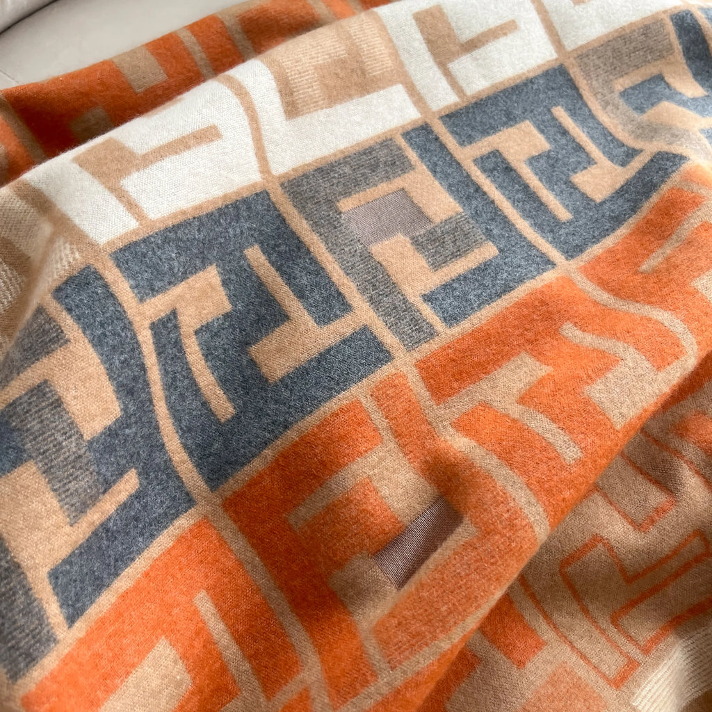 Luxury Geometric Pashmina Scarf — Elegant FuturaTrend Shawl