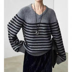 Pull Col V 100% Laine Rayé Premium Femme — Oversize, Manches Longues, Automne/Hiver