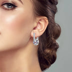 Pendientes de aro con cristales en plata de ley 925: un diseño elegante para mujer.