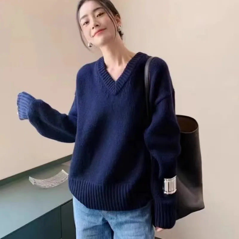 Women's V-Neck Sweater 100% Pure Wool — Oversized, Long Sleeves, Fall/Winter