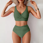 Bikini de mujer de talle alto, sexy, con detalle fruncido en la parte delantera y diseño retorcido - Traje de baño de playa de dos piezas que estiliza la figura.