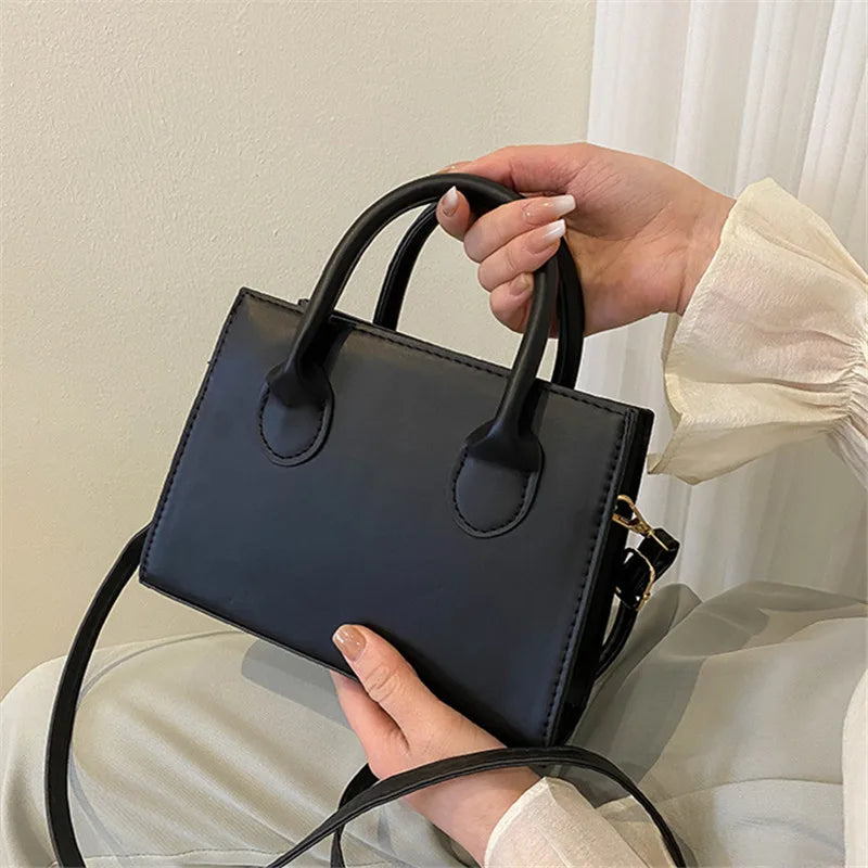 Bolso Negro Elegante — Doble Asa Bandolera Retro FuturaTrend