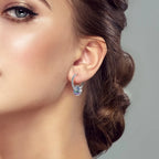 Pendientes de aro con cristales en plata de ley 925: un diseño elegante para mujer.