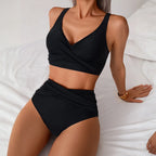 Bikini de mujer de talle alto, sexy, con detalle fruncido en la parte delantera y diseño retorcido - Traje de baño de playa de dos piezas que estiliza la figura.