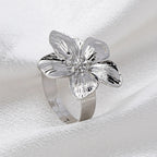 Bague Fleur Métal Ajustable — Design Élégant Quotidien Femme