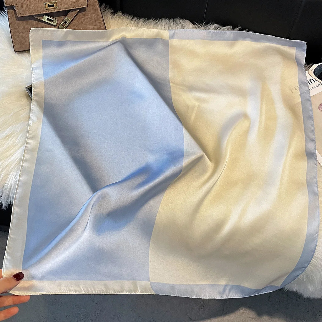 Foulard Carré Soie 90x90cm — Collection Signature FuturaTrend