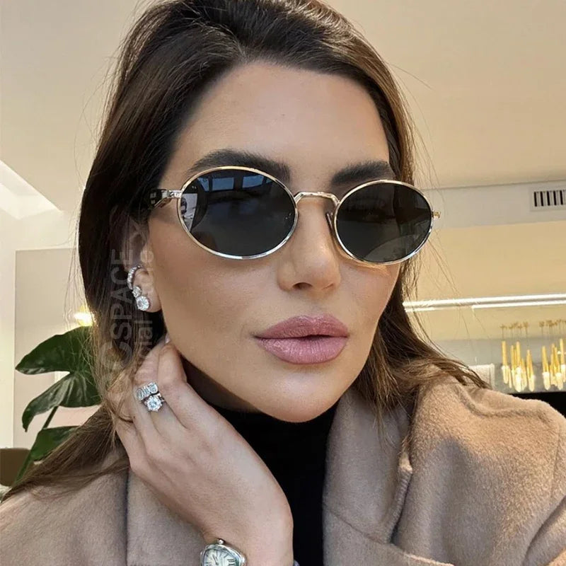 Women's Retro Punk Luxury Sunglasses — Holiday & Party UV400