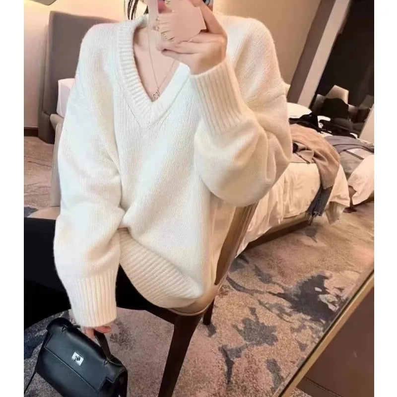Women's V-Neck Sweater 100% Pure Wool — Oversized, Long Sleeves, Fall/Winter