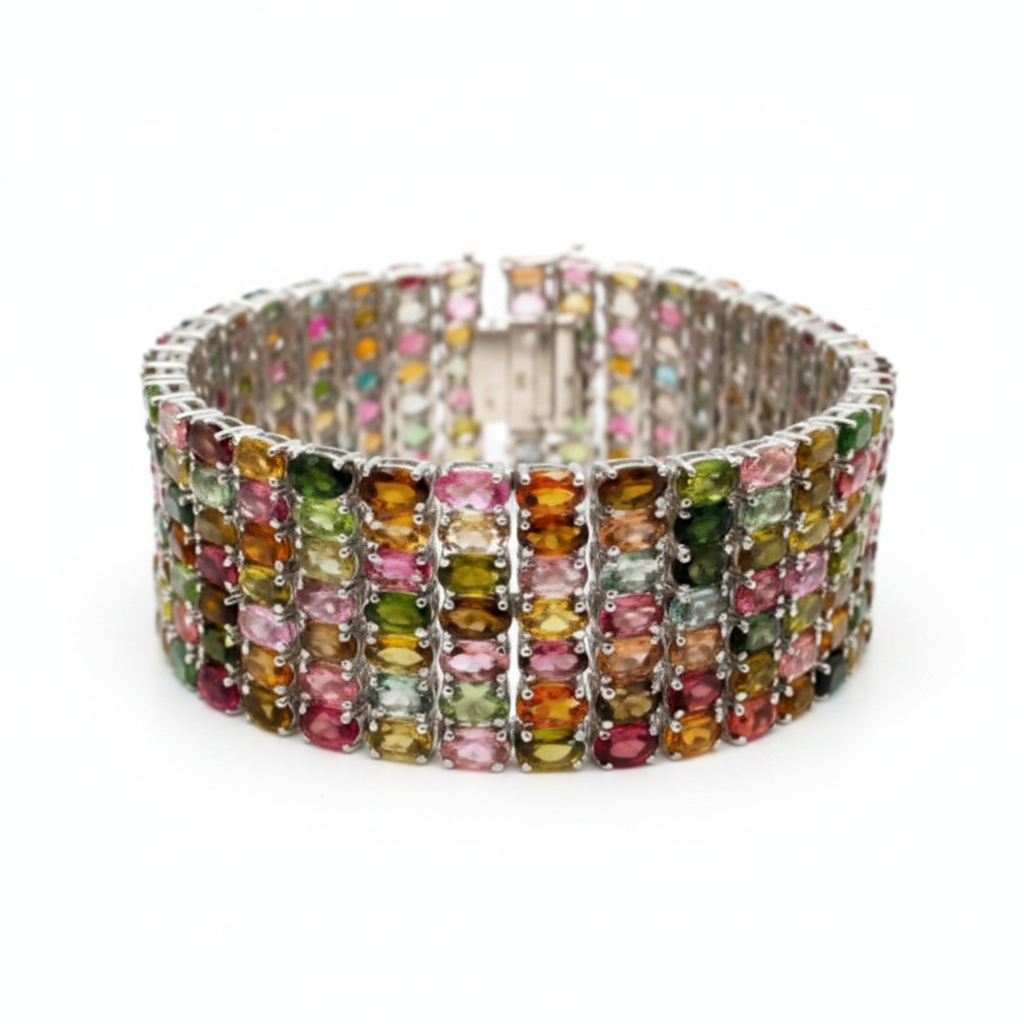 Bracelet tourmaline fond blanc
