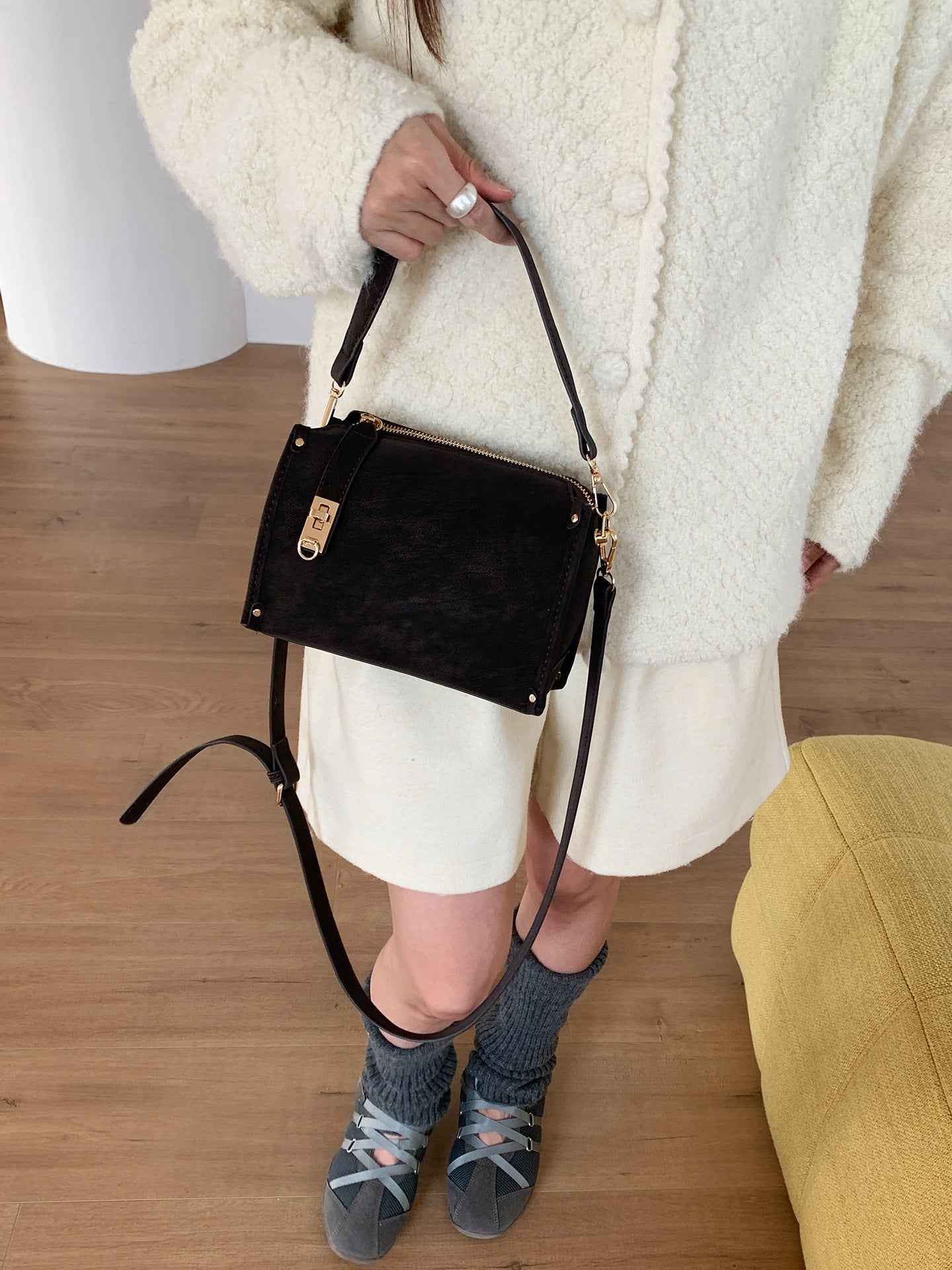 Sac Bandoulière Femme Élégant Fermeture Éclair — Luxury FuturaTrend