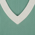 Détail maille col V