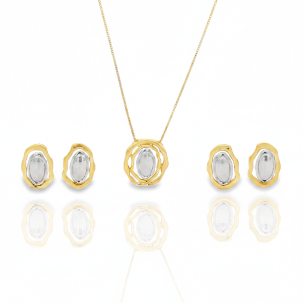 Parure fond blanc