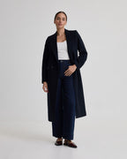 Abrigo de Lana para Mujer – Corte Elegante Otoño-Invierno | FuturaTrend