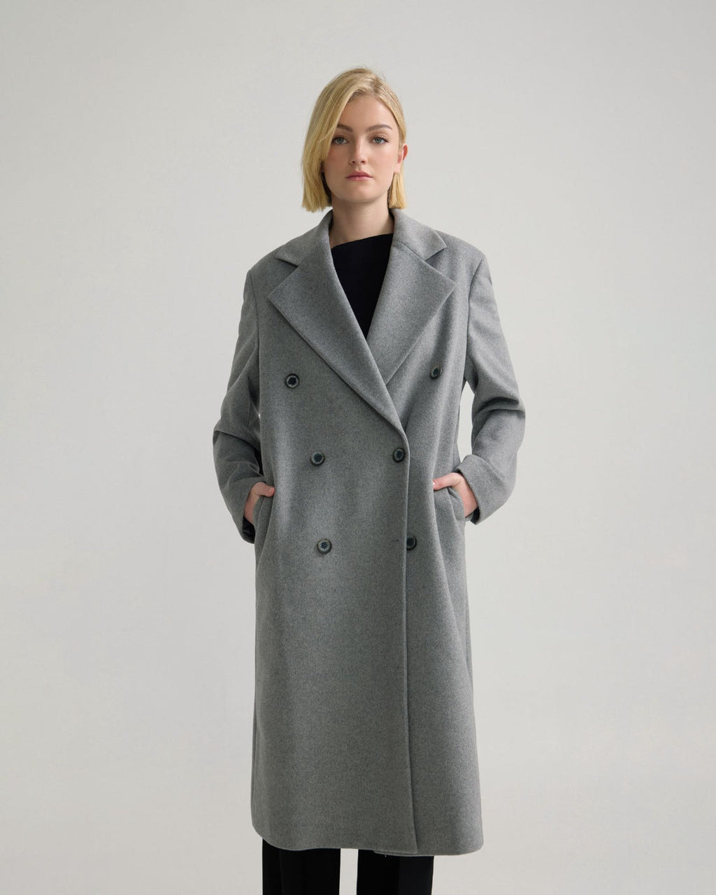 Women's Long Wool Coat – Classic Cut & Winter Comfort | FuturaTrend